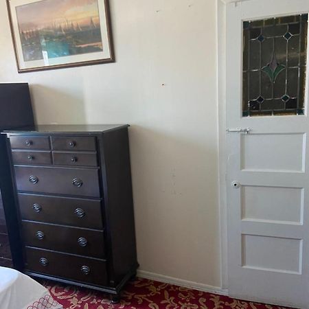A Peaceful Room In Queens New York Exterior photo