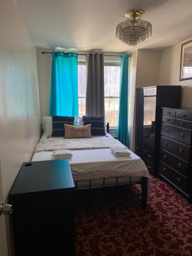 A Peaceful Room In Queens New York Exterior photo