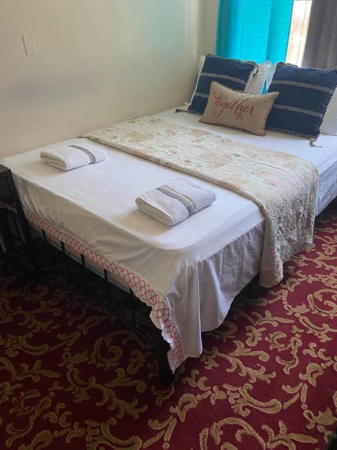 A Peaceful Room In Queens New York Exterior photo